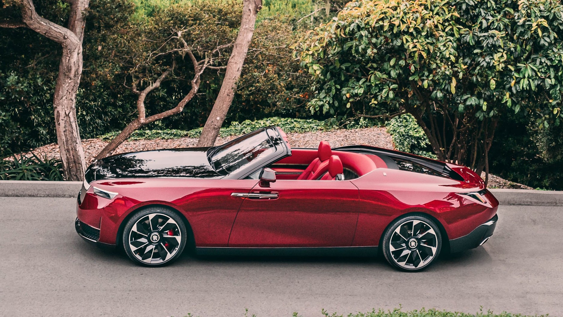 Rolls-Royce La Rose Noire Droptail (2023 r.)