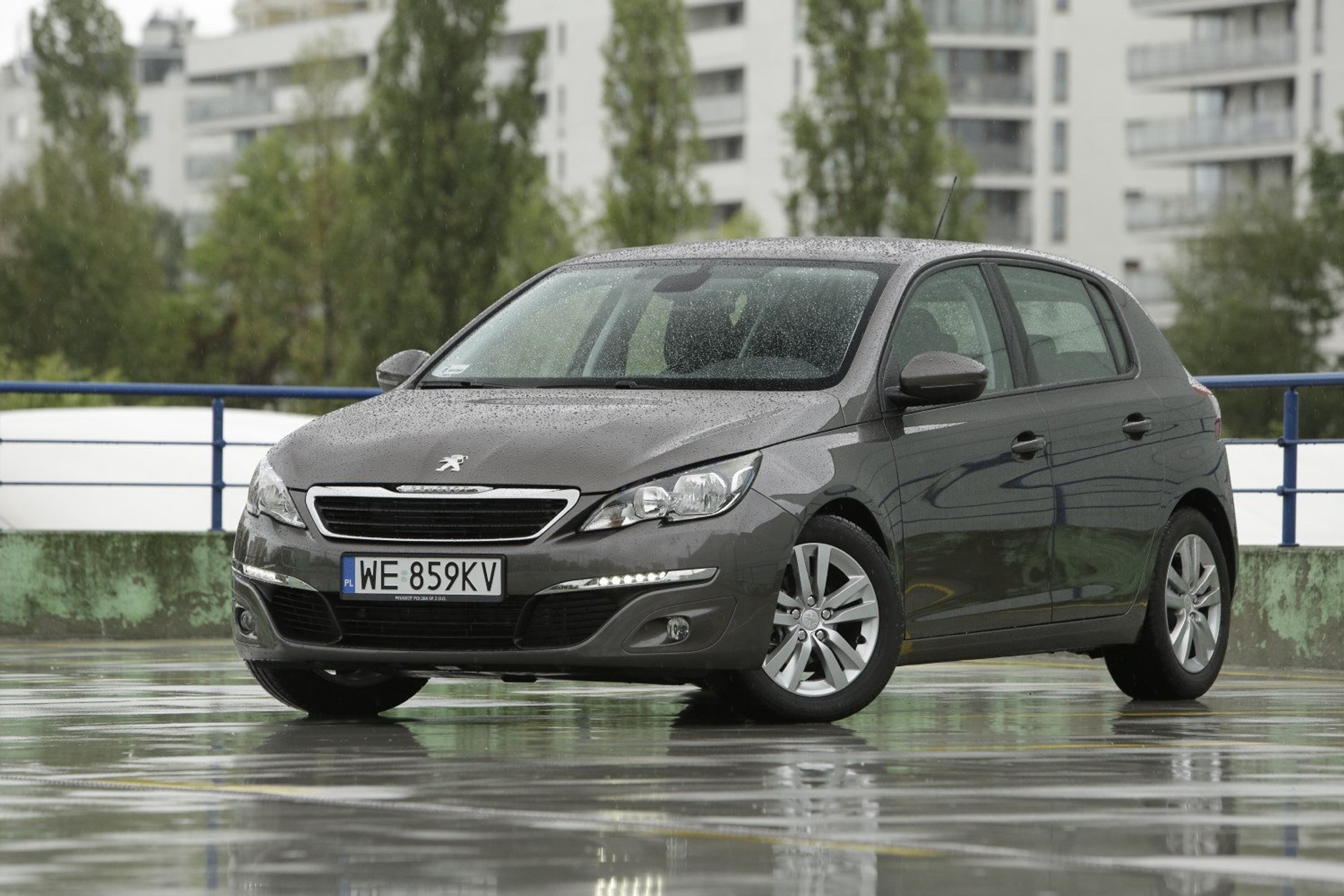 Porównanie - Citroen C4 kontra Peugeot 308 - osiągi, spalanie, dane techniczne