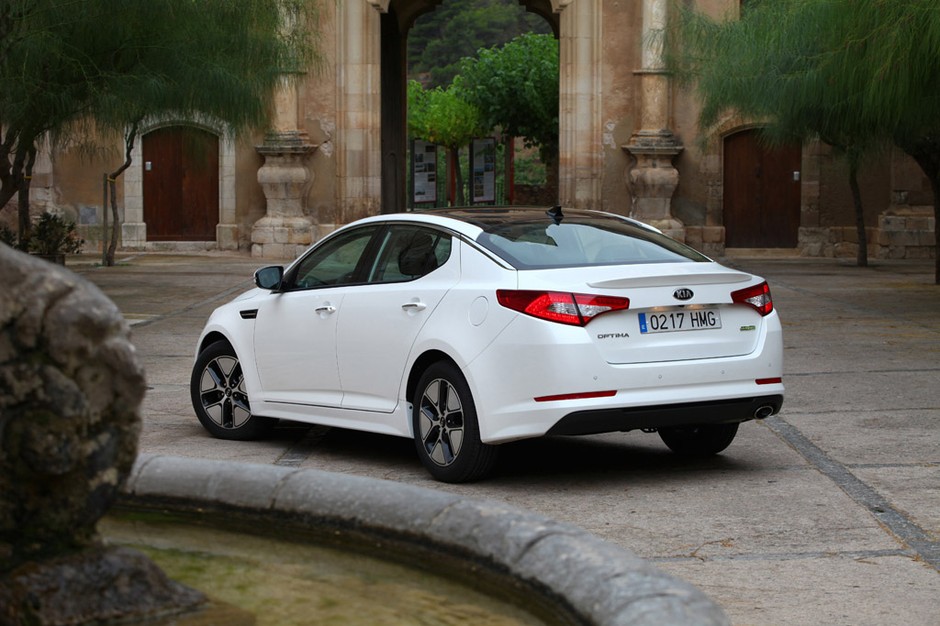 Jak jeździ Kia Optima Hybrid?