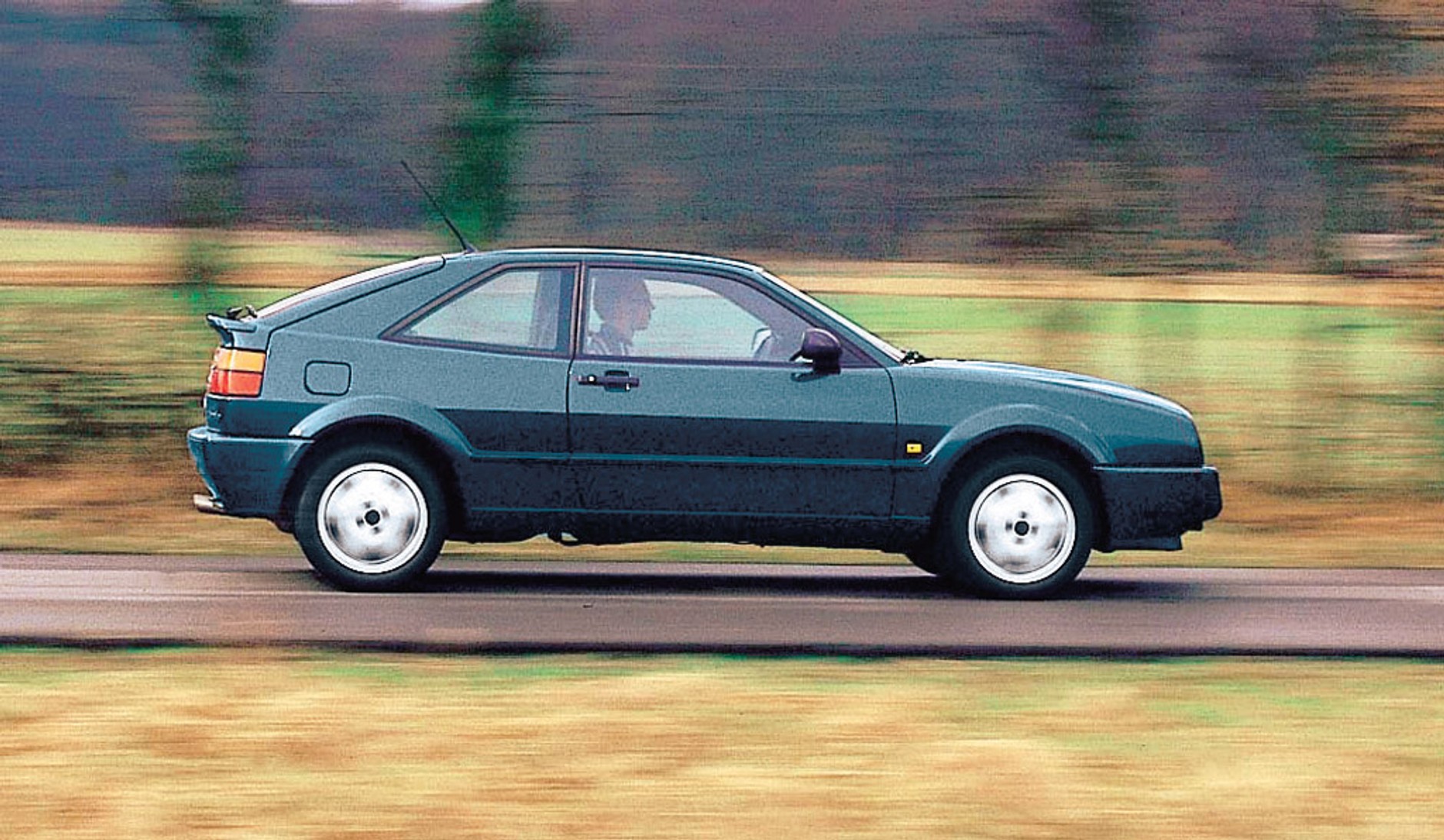 Sportowe auto za 10, 20 lub 30 tys zł? Zobacz które warto kupić