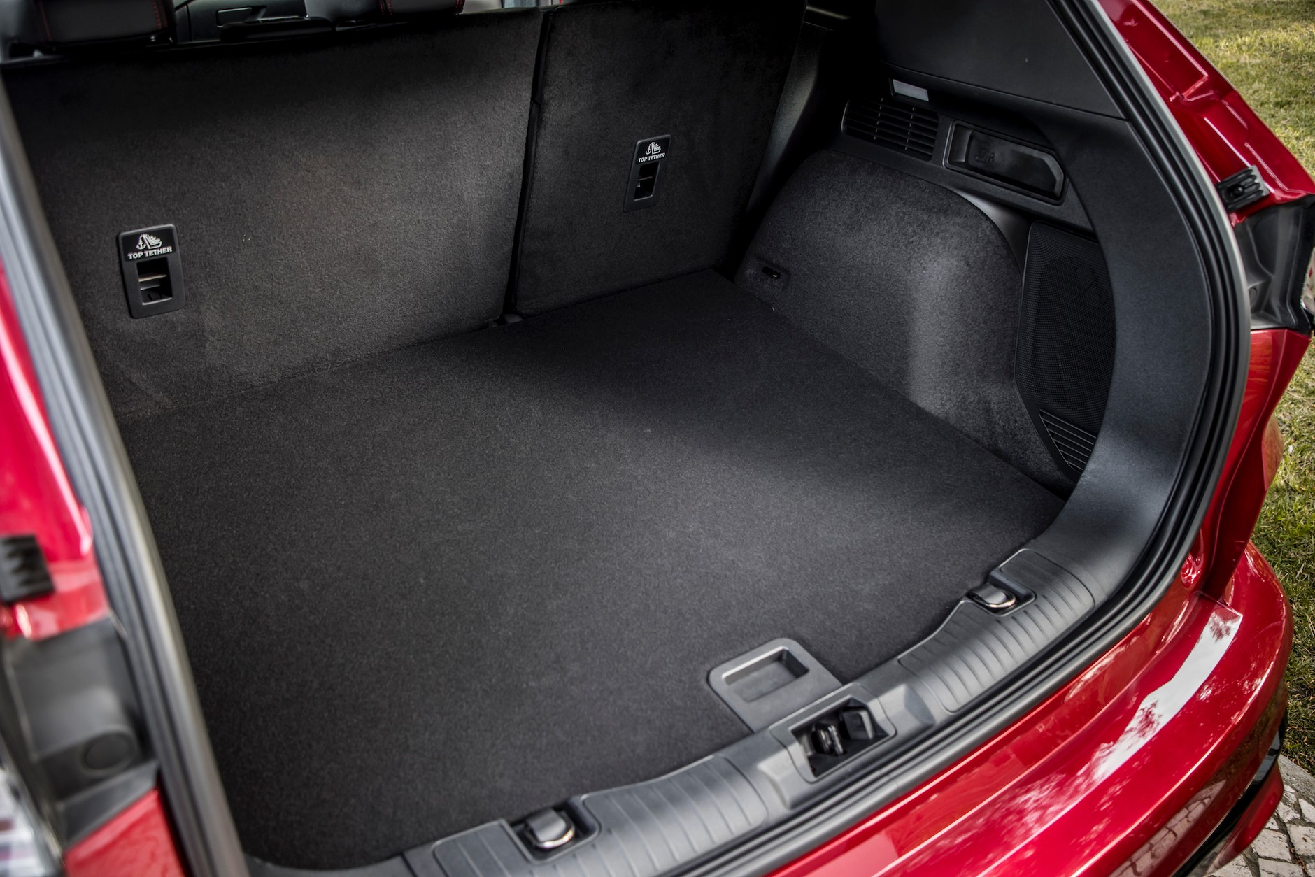 Kuga ST-Line-X EcoBlue Hybrid 038