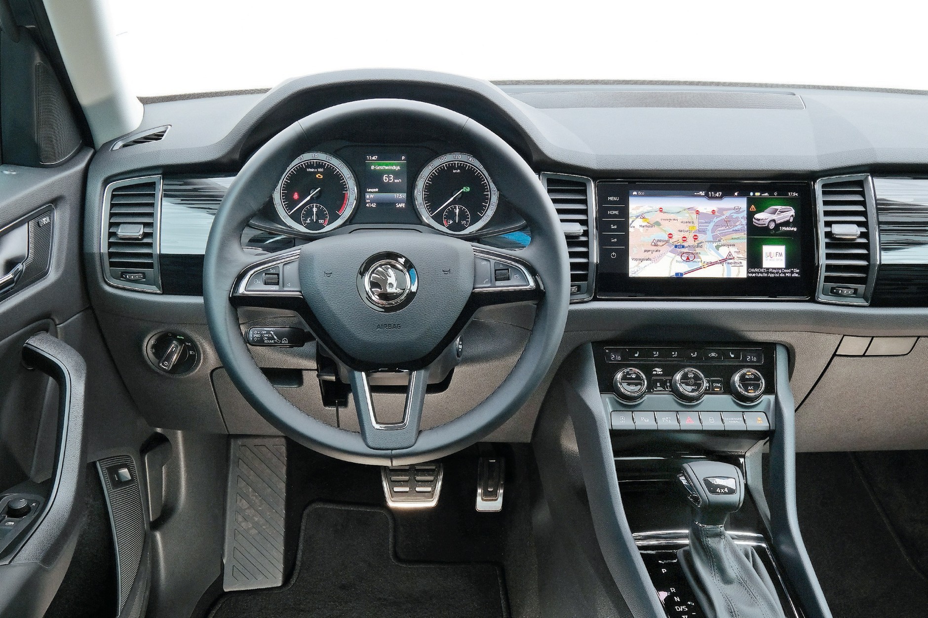 Porównanie dużych SUV-ów: Hyundai Santa Fe kontra Skoda Kodiaq