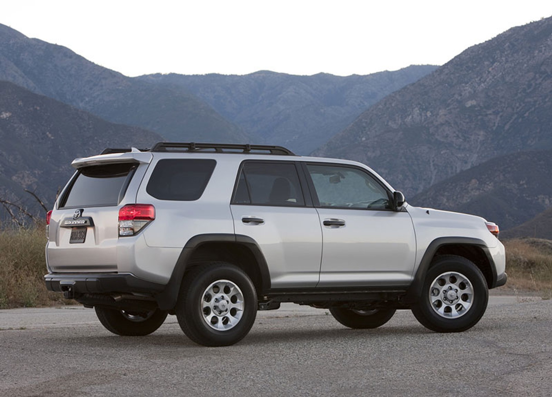 Toyota 4Runner - Mid-size SUV piątej generacji