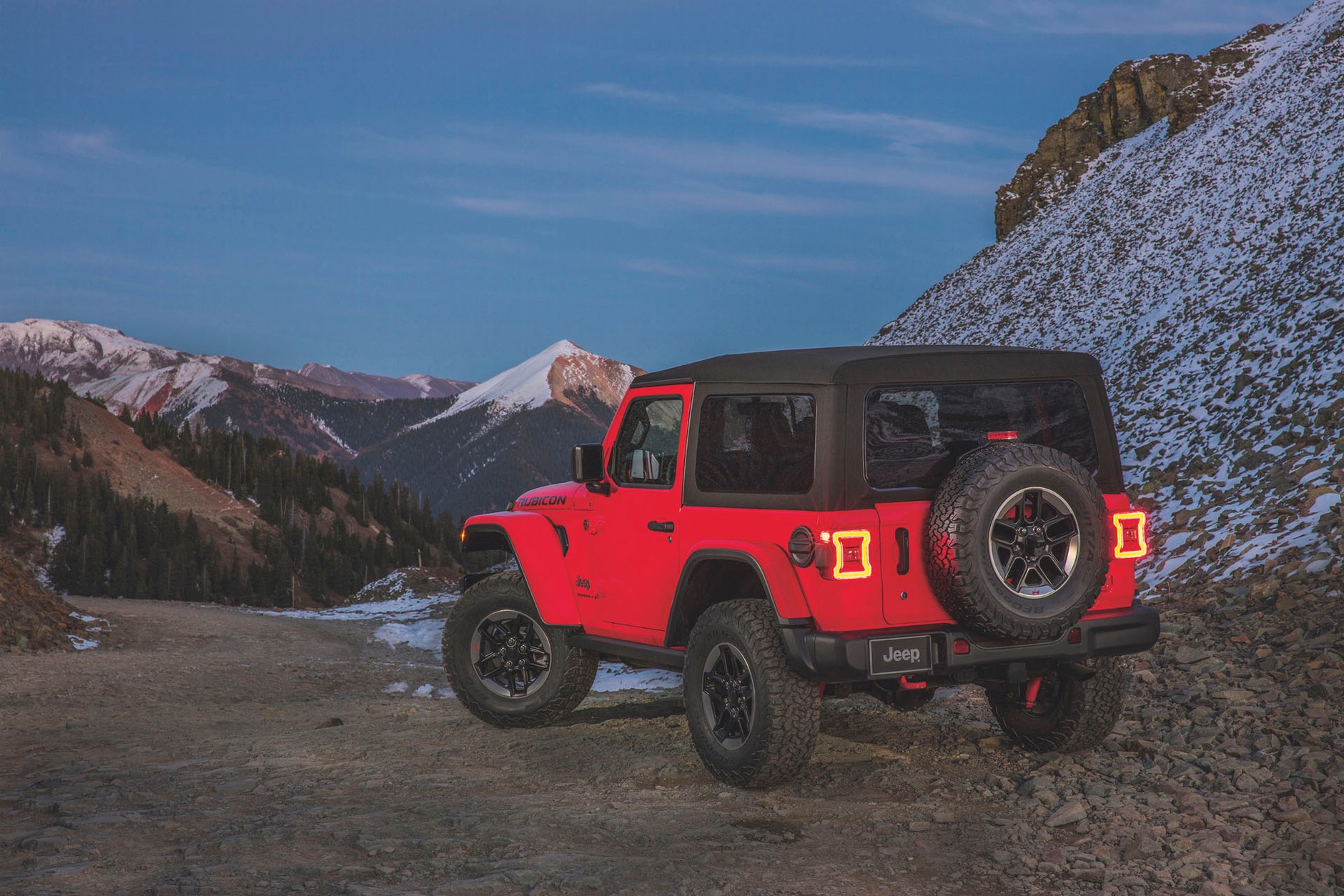 Jeep JL Wrangler Rubicon - ostatni mohikanin