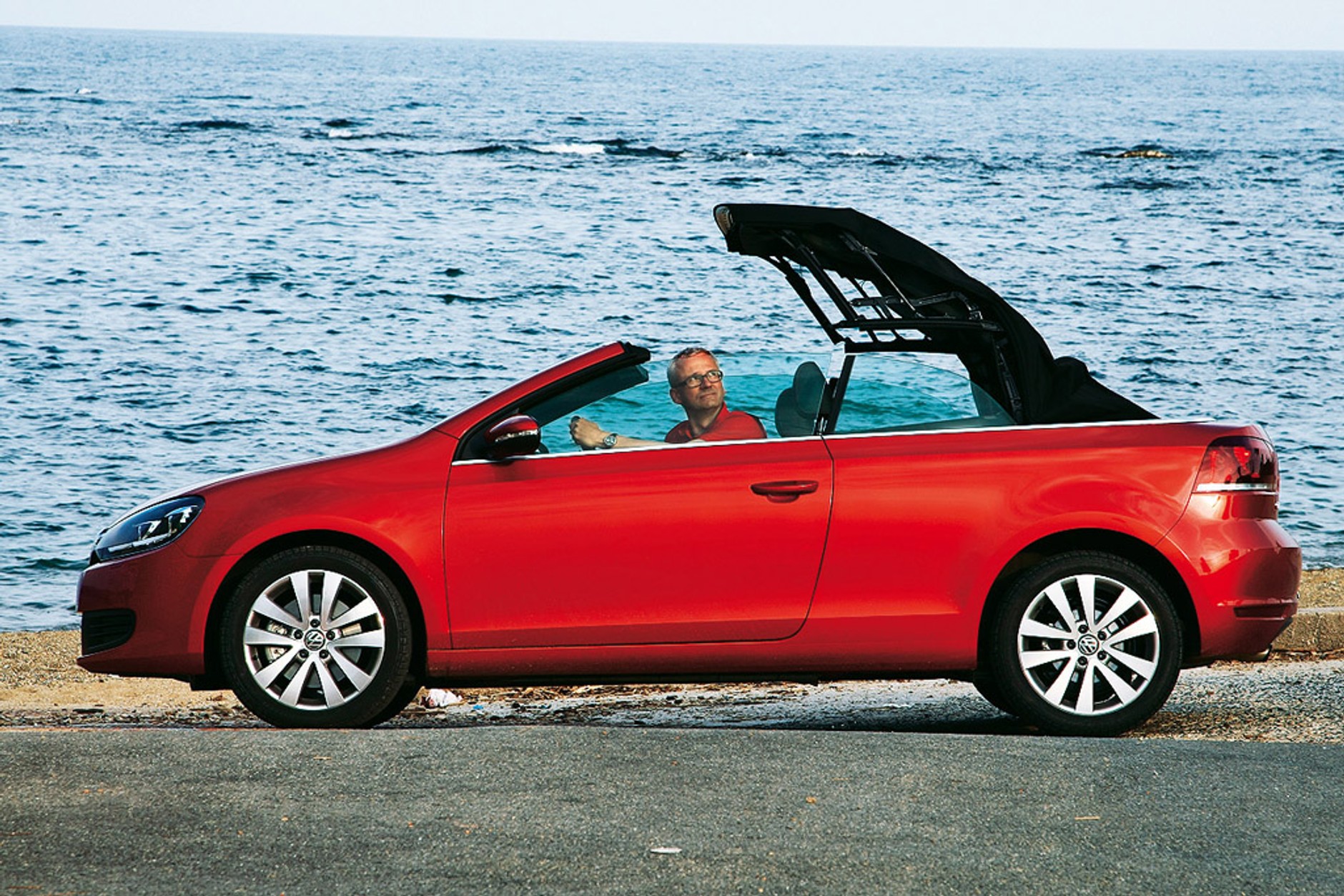 Volkswagen Golf Cabrio: ładny i praktyczny