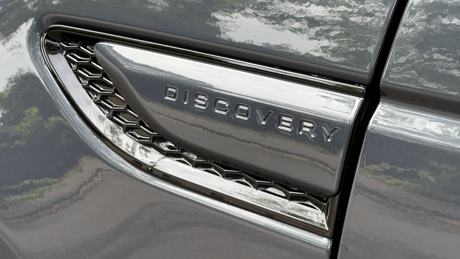 Land Rover Discovery Sport (druga generacja; wersja z 2024 r.)