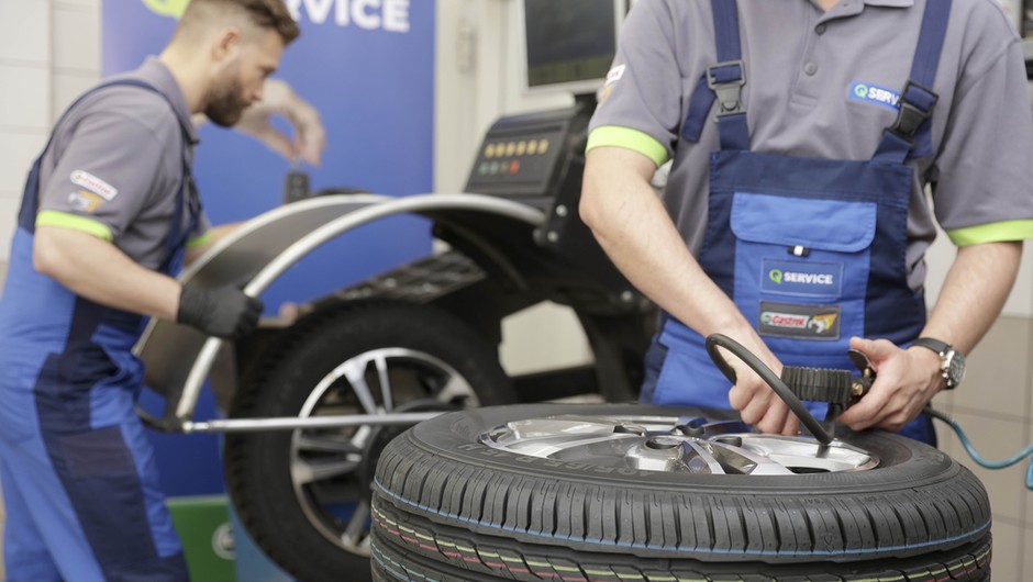 Wymiana opon w warsztacie Q Service Castrol