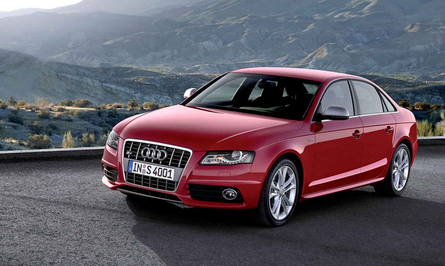Paryż 2008: Audi S4 i S4 Avant – 333 koni dla niemieckiego sportowca