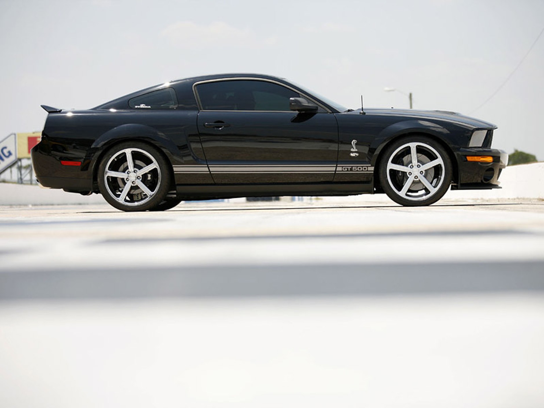 Kolejny podrasowany Mustang: GT500 firmy Steeda