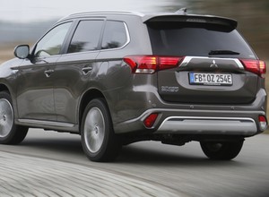 Wielkie porównanie używanych hybryd. Do walki stanęło 19 modeli