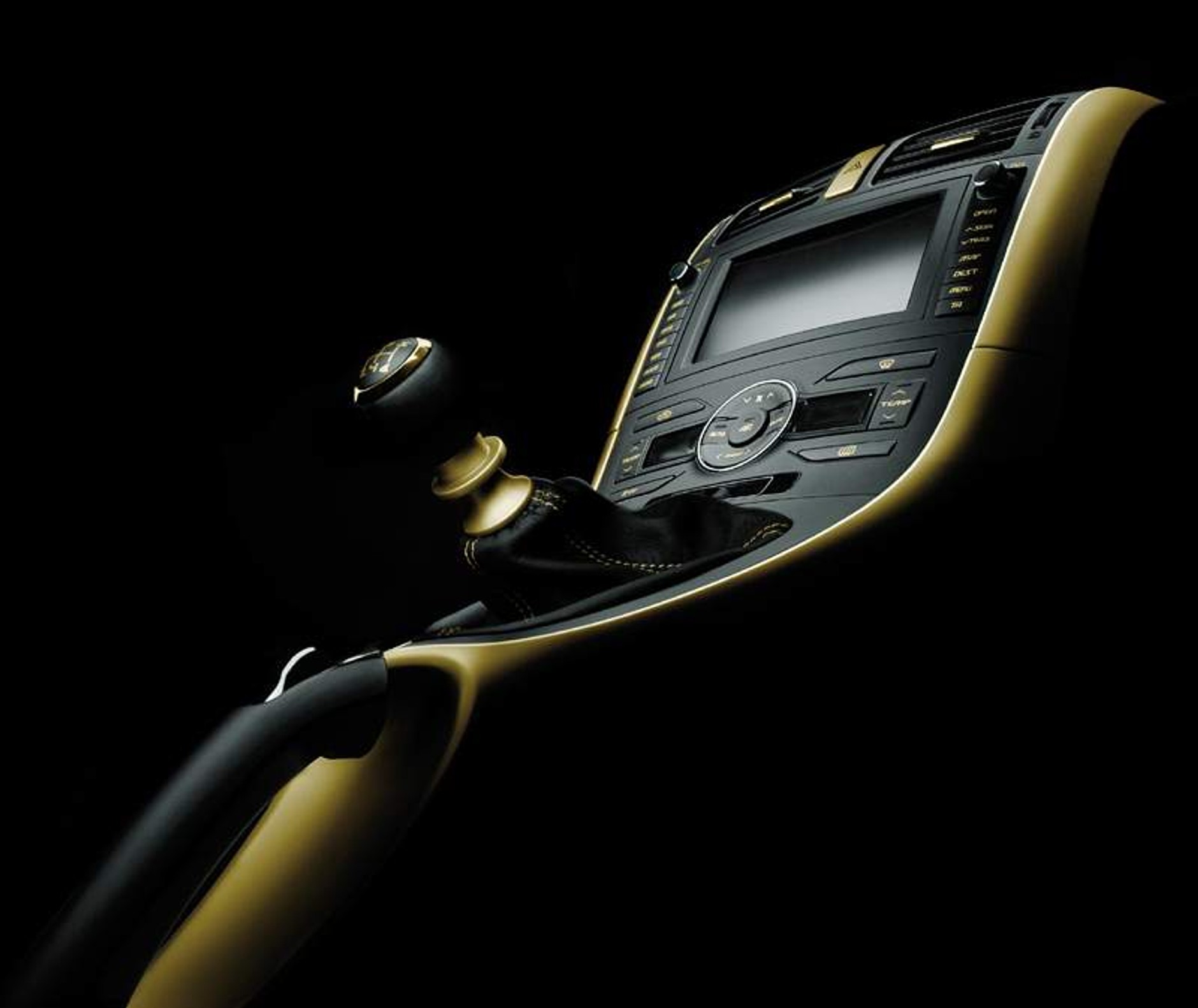 Paryż na żywo: Toyota Auris space