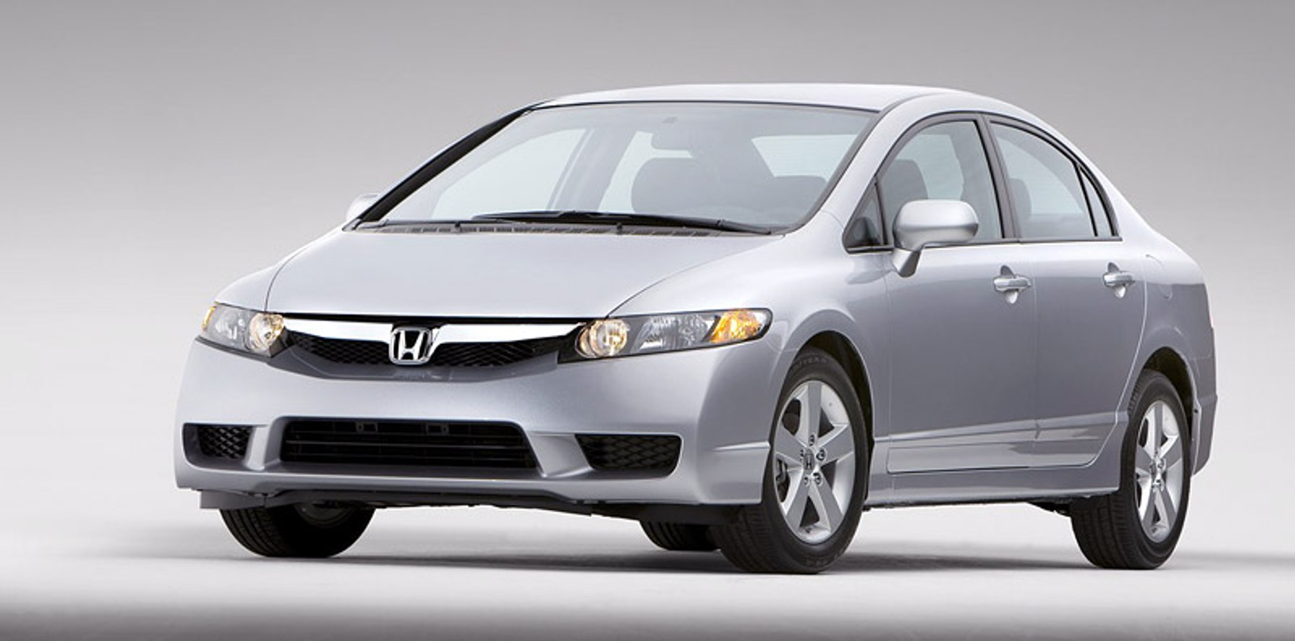 Honda Civic: amerykański sedan po faceliftingu