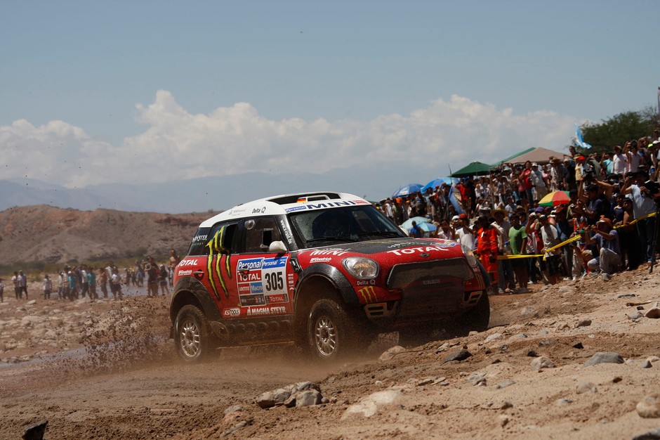 Rajd Dakar 2010: rewelacyjny Hołowczyc, dobra jazda motocyklistów (3.etap, wyniki, fot. Willy Weyens)