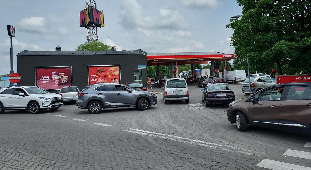 Circle K obniżył ceny paliw o 50 gr/l. Pojechałem na stację, było inaczej niż poprzednio