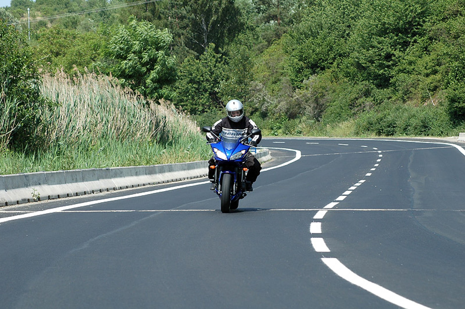 Yamaha FZ6 Fazer S2: motocykl dla dużych i małych (test)