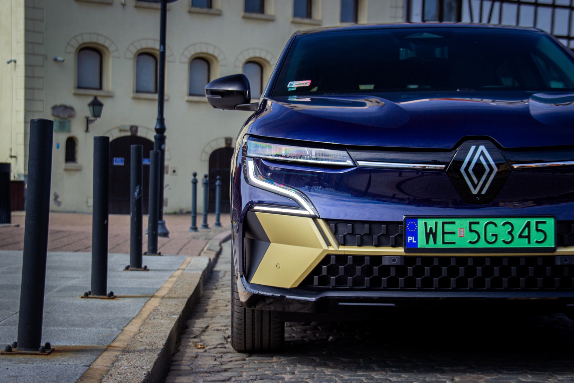 Renault Megane E-Tech elektryczny