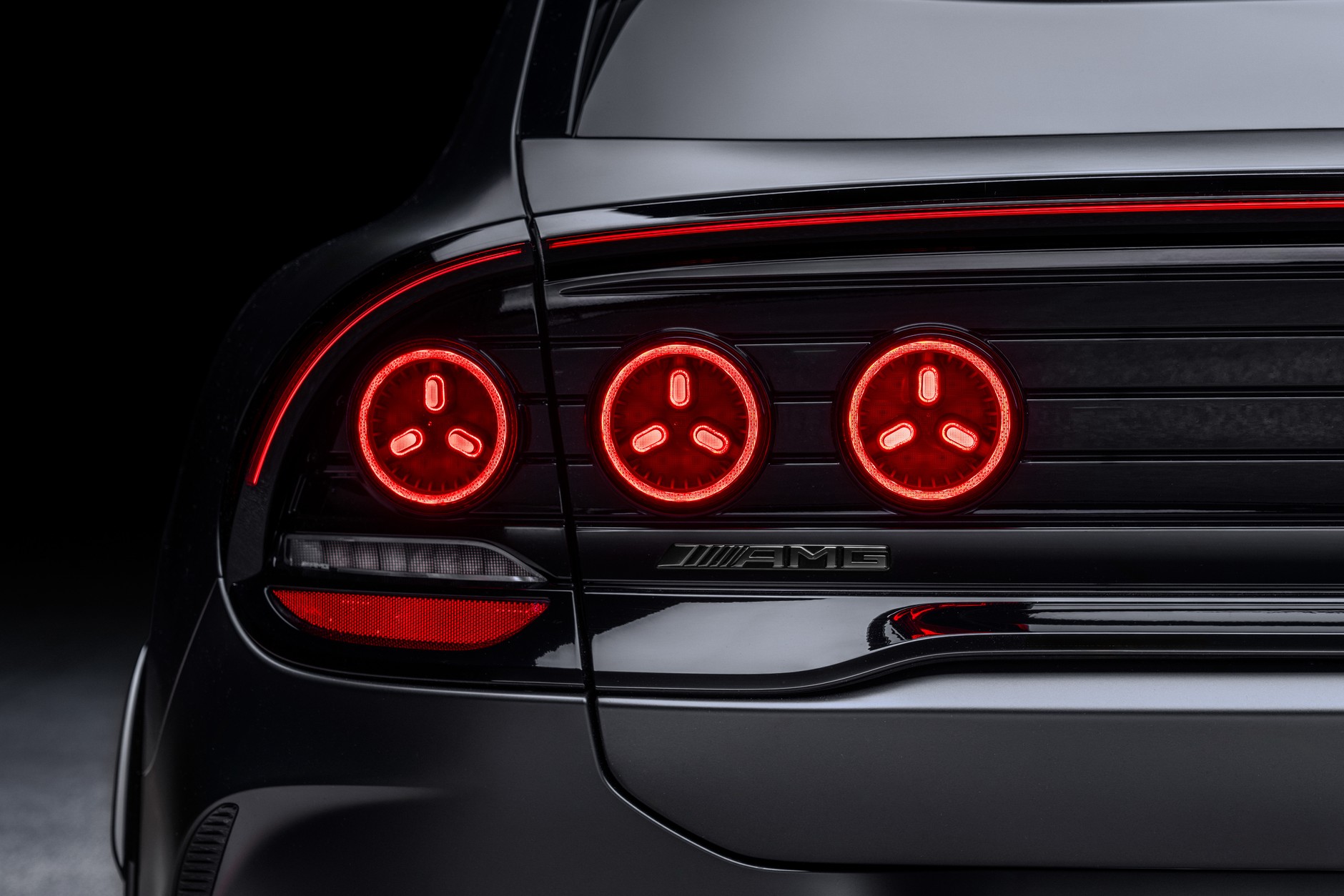 Mercedes-AMG GT SUV 2026