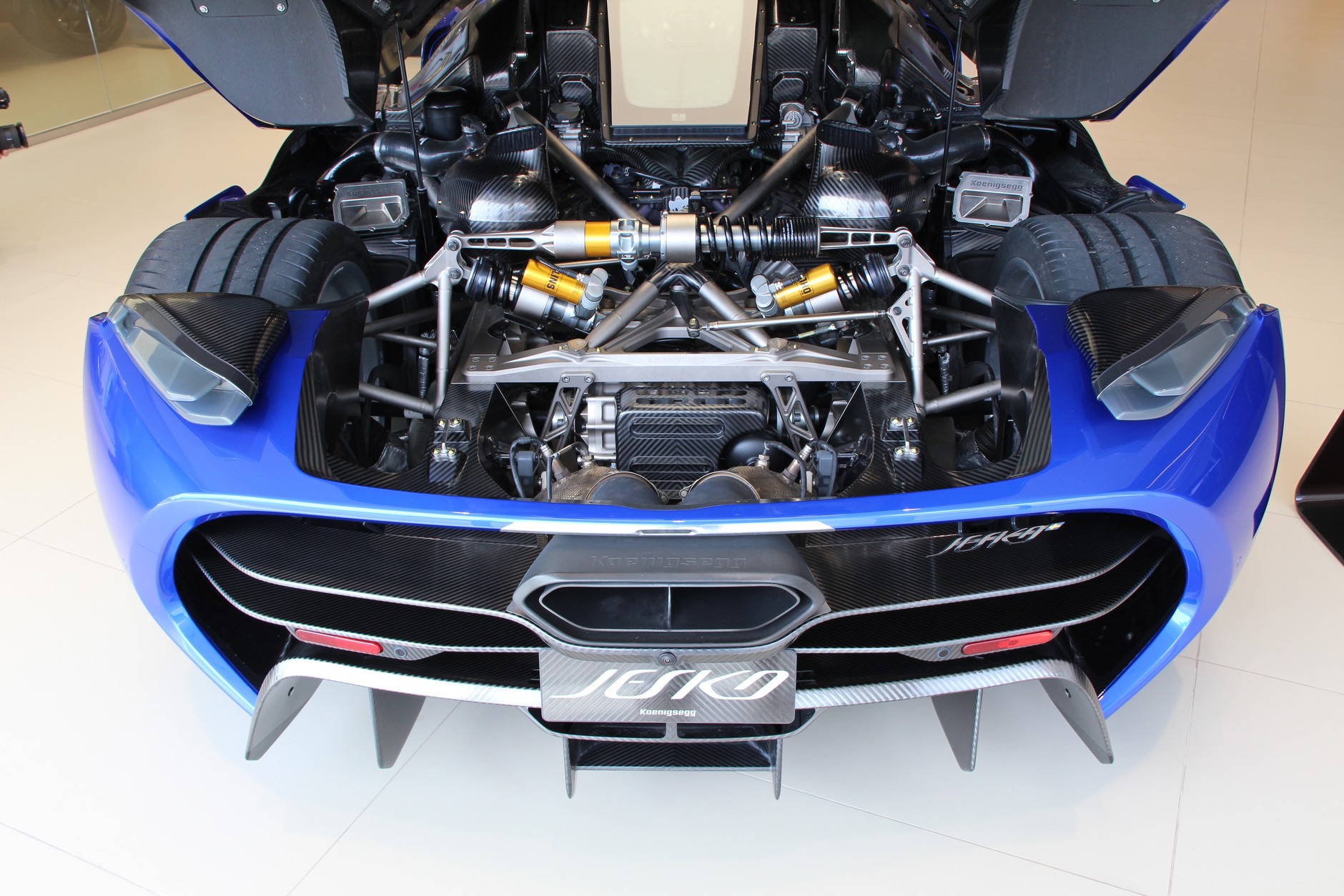 Koenigsegg Jesko Attack