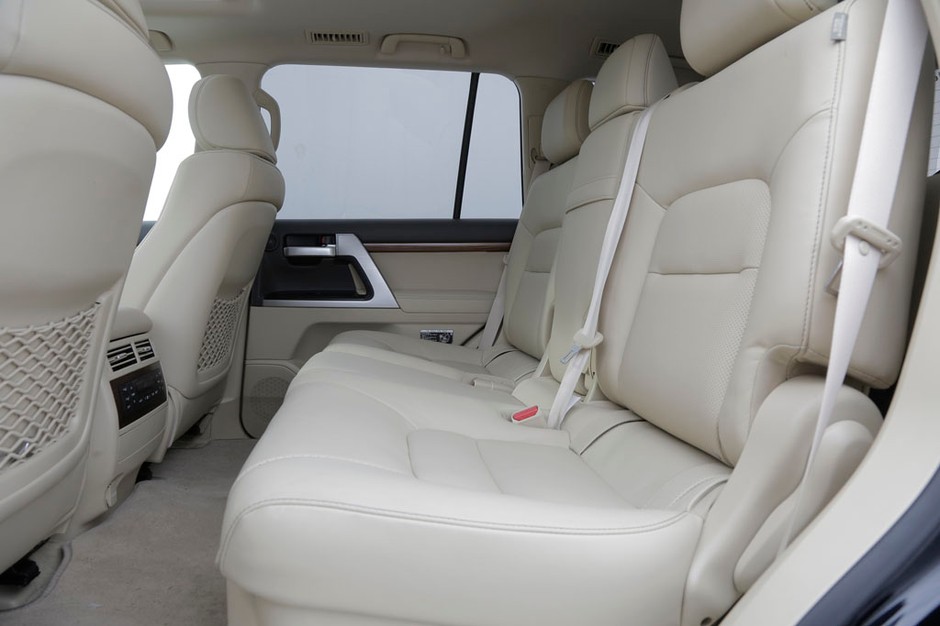 Toyota Land Cruiser V8 - zabili ją i wróciła!