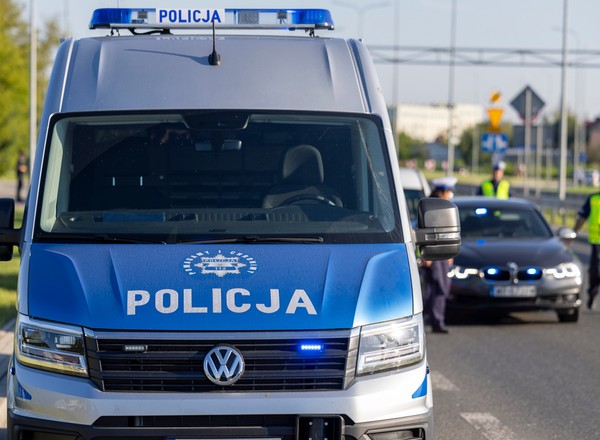 Policjanci prowadzą specjalną akcję. Kontrolują użytkowników e-pojazdów