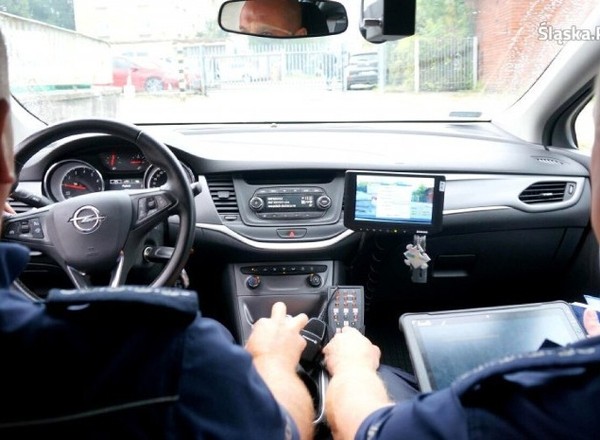 Policjanci z grupy Speed złapali "recydywistę". 5 tys. zł mandatu go "uspokoiło"