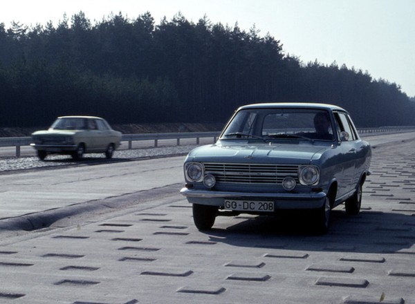 50 lat testów Opli w Dudenhofen