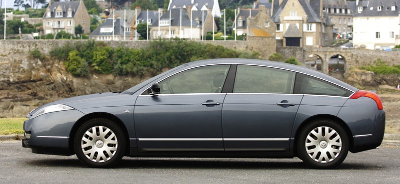 Citroen C6: automat również dla 4-cylindrowego 2,2 HDI (170 KM)