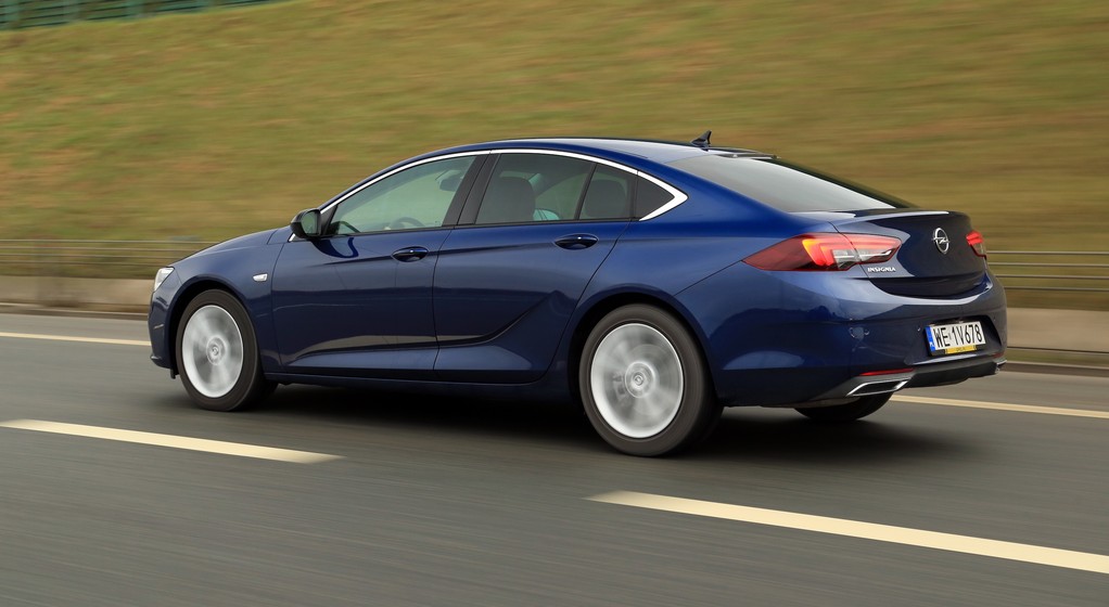 Opel Insignia – autostrada to jej żywioł