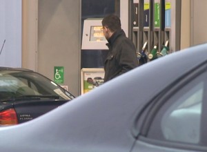 Ceny paliw przed świętami - będzie tanio czy drogo?