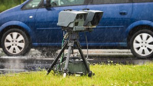 Policja ma nowy sposób karania piratów drogowych. Teraz nie muszą płacić mandatu