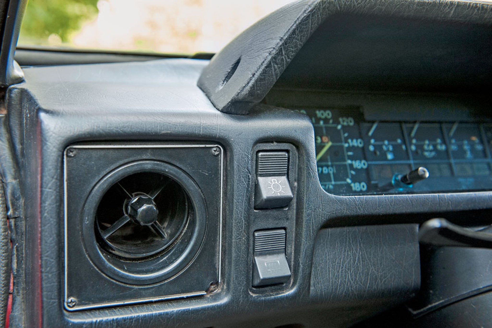 Polonez Coupe - Marzenie porucznika