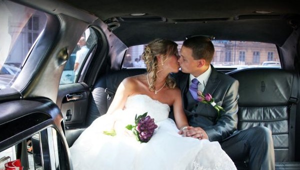 Jaki pojazd wybrać do ślubu?