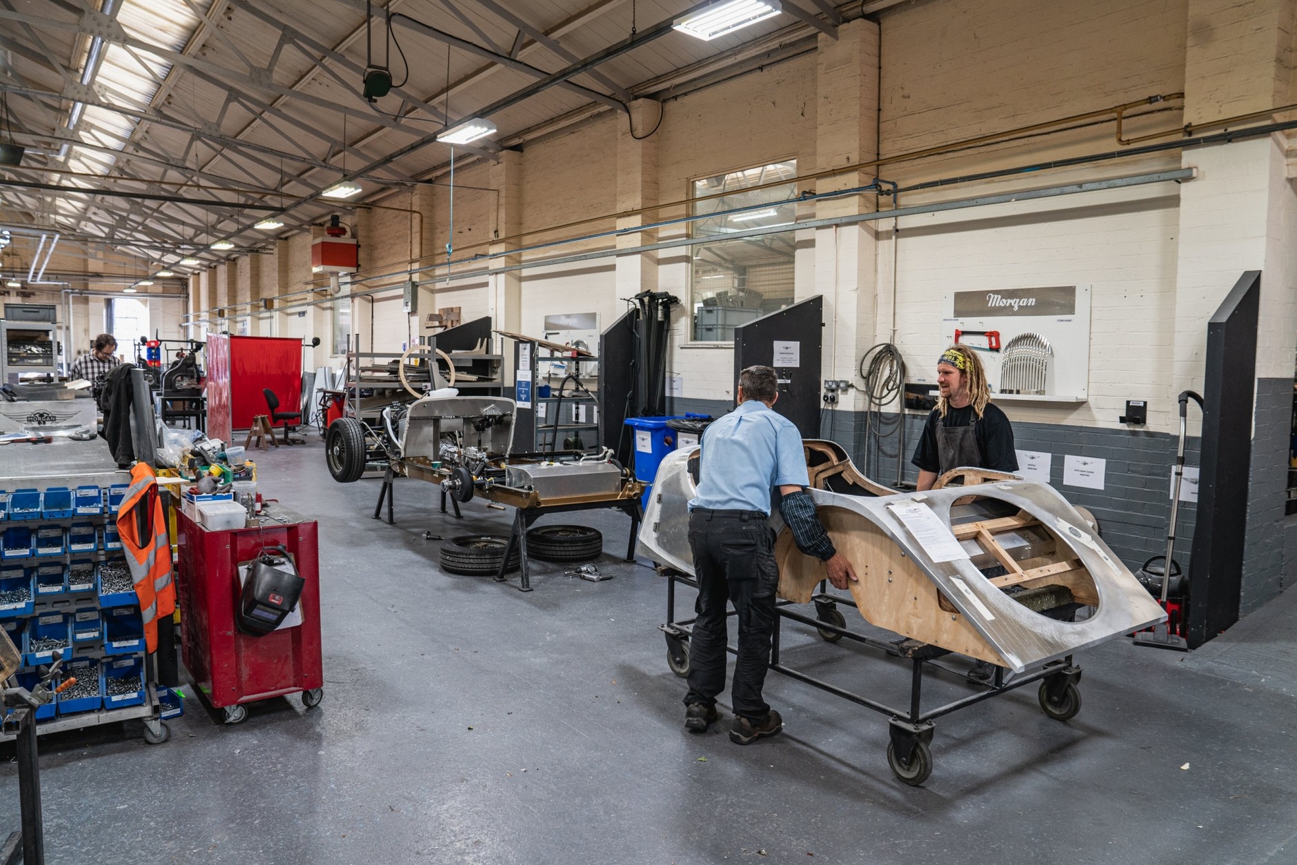 Ostatni Morgan na stalowym podwoziu opracowanym przed wojną