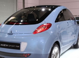 Genewa 2009: Mitsubishi pokazało concept car – kabriolet i MiEV SPORT AIR