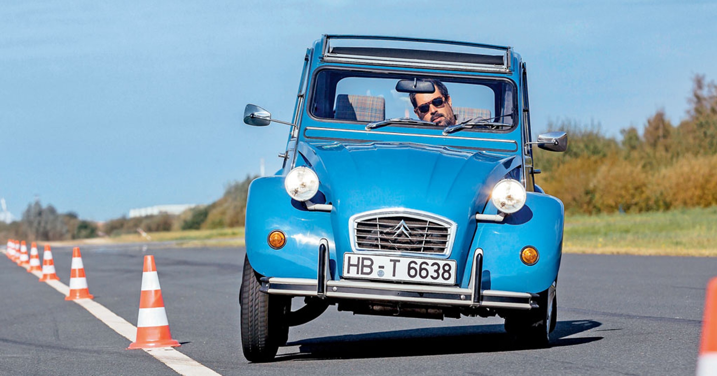 Citroen 2CV - symbol życiowego luzu