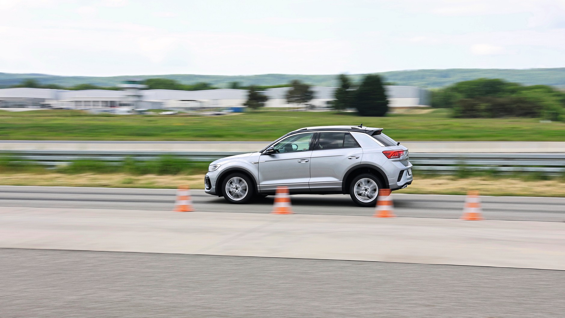 Test opon zimowych do SUV-ów 2025