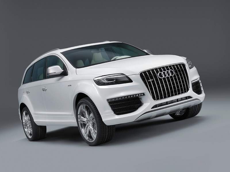 Zdjęcia szpiegowskie: Dwunastocylindrowe Audi Q7 na ON