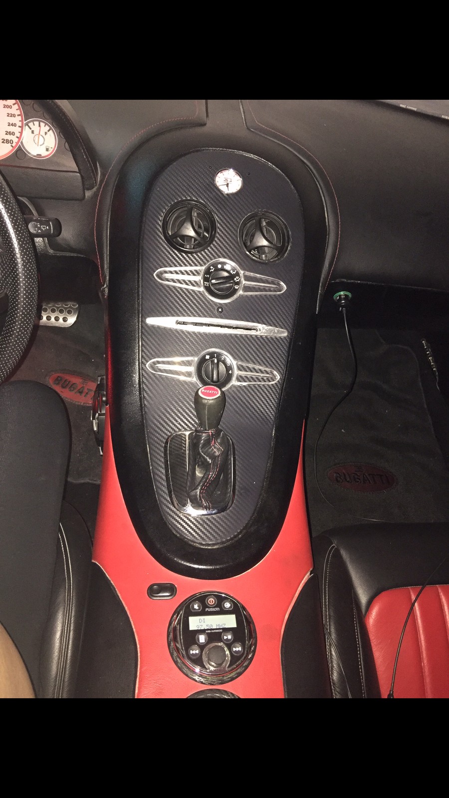 Ciekawostka z ogłoszenia: Cougatti Foyron za 75 000 $ ?