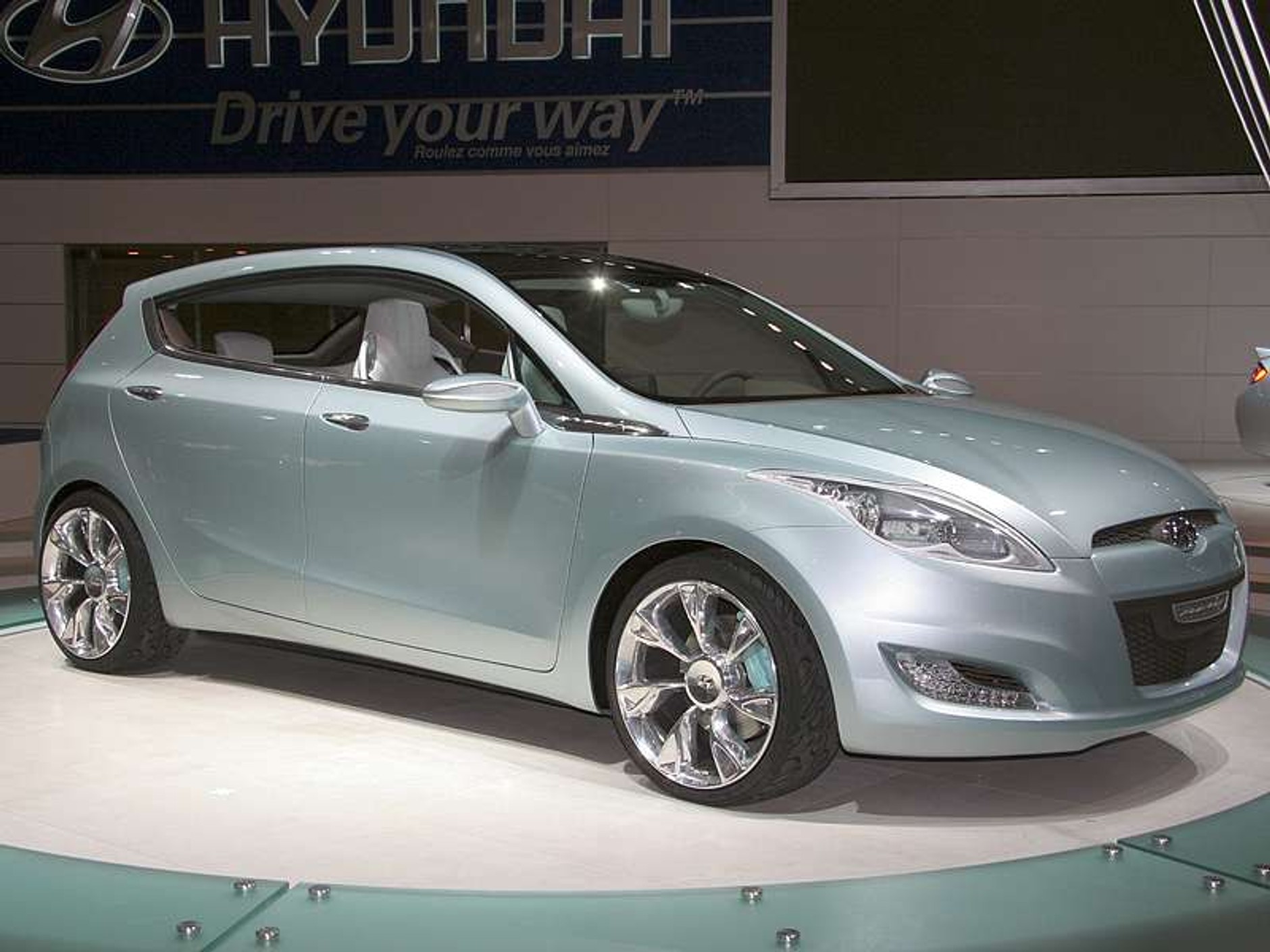 Paryż na żywo: fotogaleria z targów – Pierwszy dzień targów (1/2)