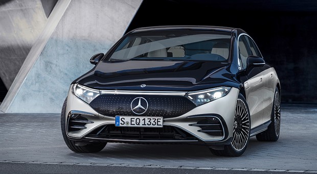 Mercedes oferuje skrętne koła w... abonamencie