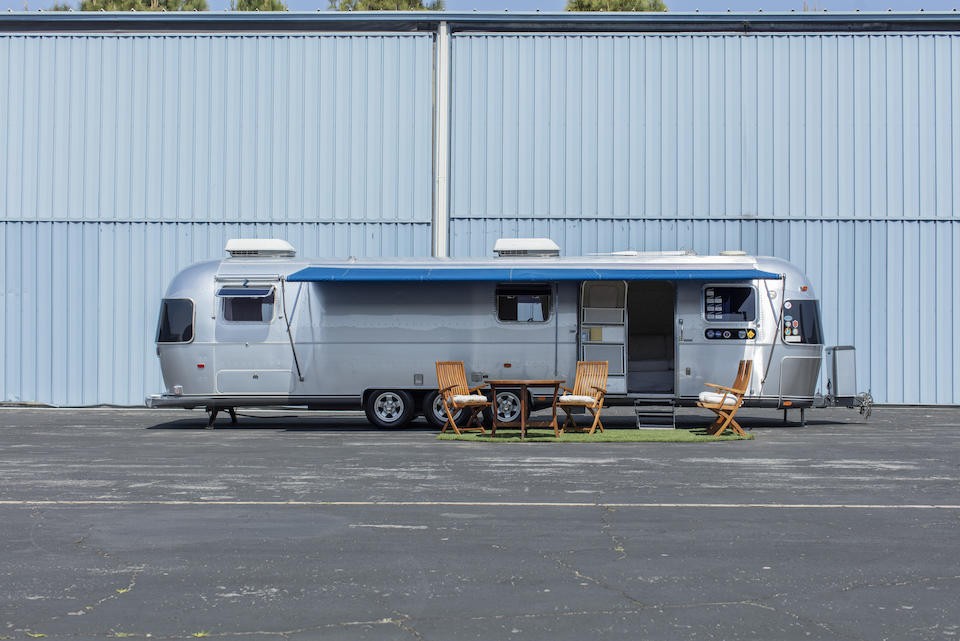 Przyczepa Airstream należąca do Toma Hanksa