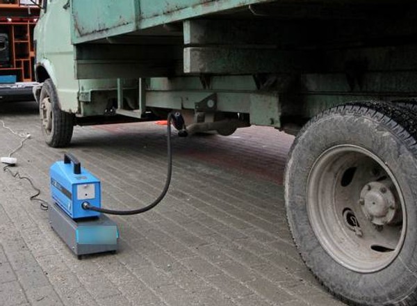 Akcja "Smog" - policja kontroluje emisję spalin i zatrzymuje dowody rejestracyjne