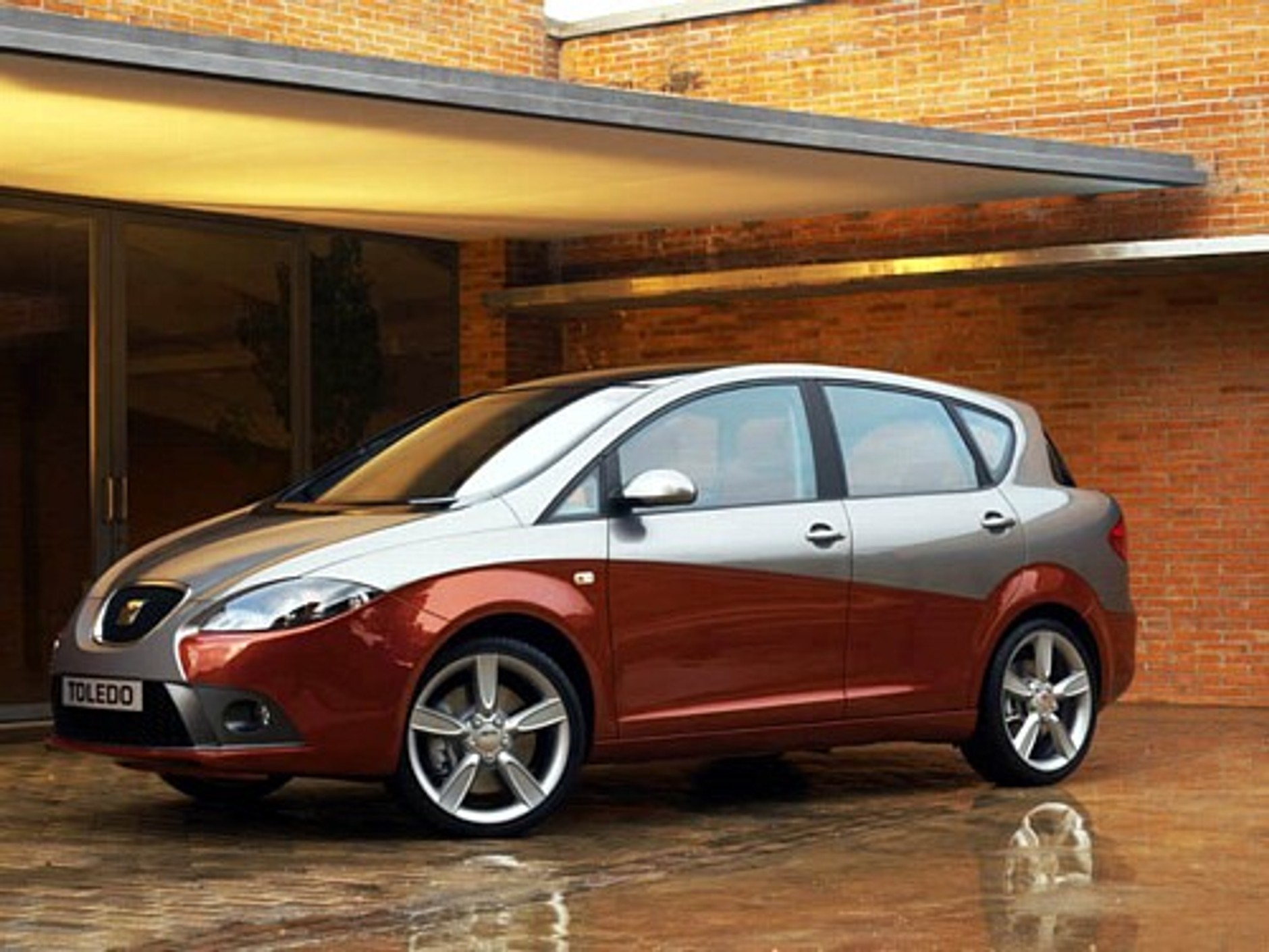 Salon w Madrycie - prezentacja nowego Toledo