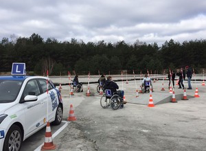 Godzina na wózku - kampania społeczna Akademii Auto Świat