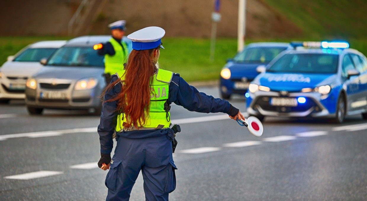 Czy można nagrywać policjanta podczas kontroli? Wyjaśniamy