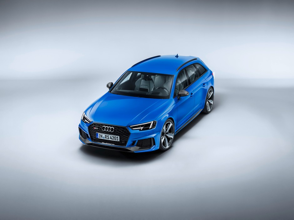 Audi RS4 Avant – ma 450 KM i przyspiesza do „setki” w 4.1 s