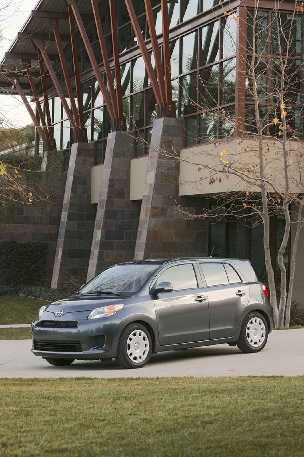 Scion xD 2008: muskularne pudło z doskonałym systemem audio