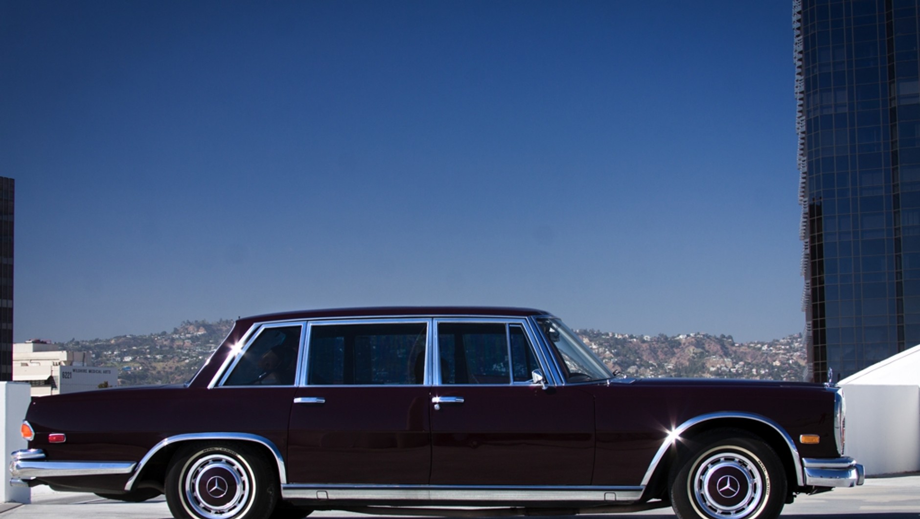 Mercedes-Benz-600: za ciemnymi szybami tego modelu skrywał się nie jeden czarny charakter.