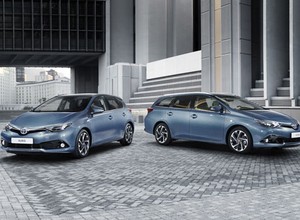 Zmodernizowana Toyota Auris w Genewie