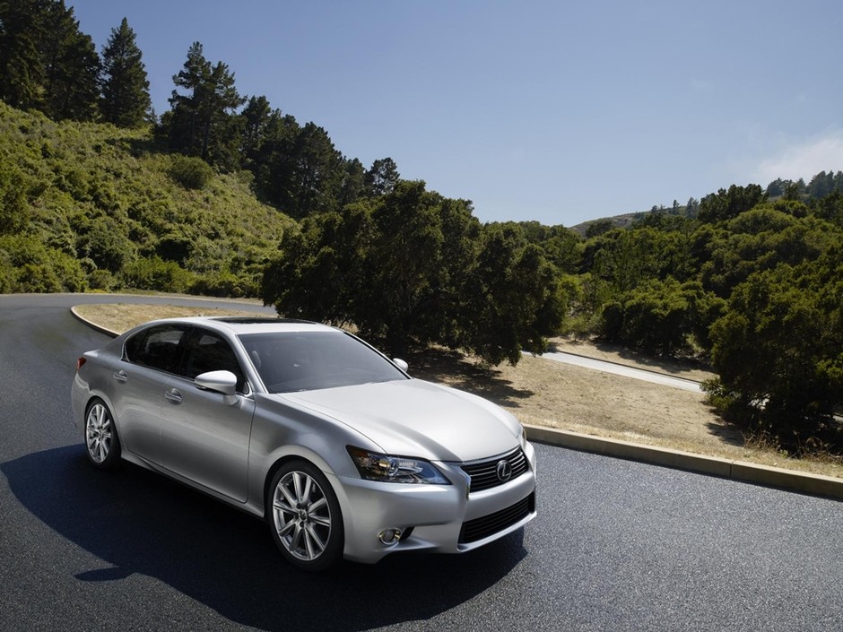 Lexus GS skręca w stronę sportu